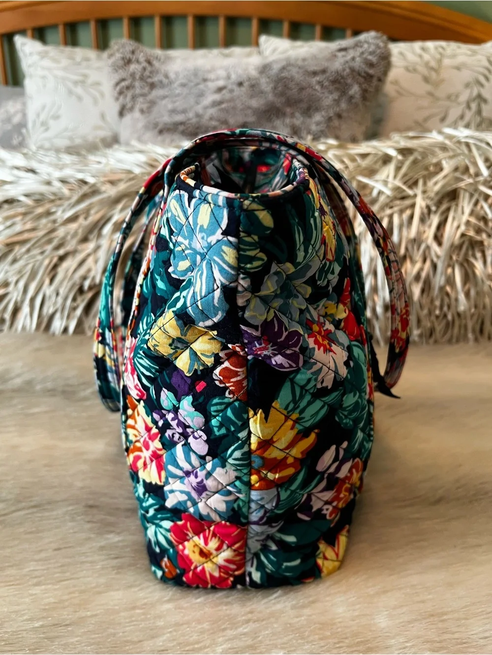 VERA BRADLEY Happy Blooms Villager Tote Floral Orange Navy Green Quilted Zip Top